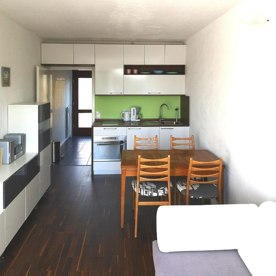 Sunny Seaside Apartment 킬 외부 사진